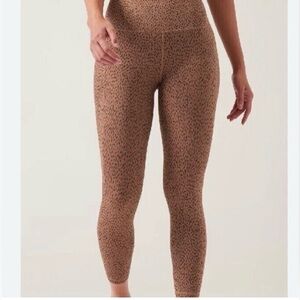 Athleta Salutation II Stash 7/8 Yoga Tight Shanti Animal Tan Leopard NWOT
